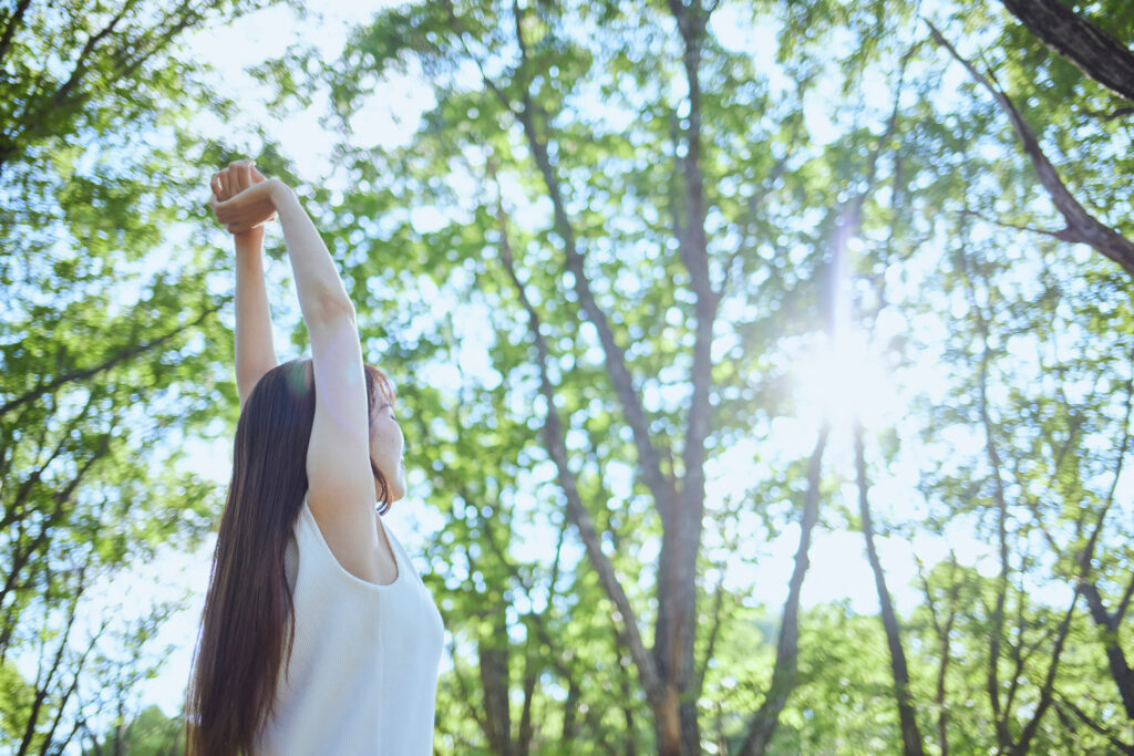 成功を手にして清々しさを手に入れた女性のイメージ